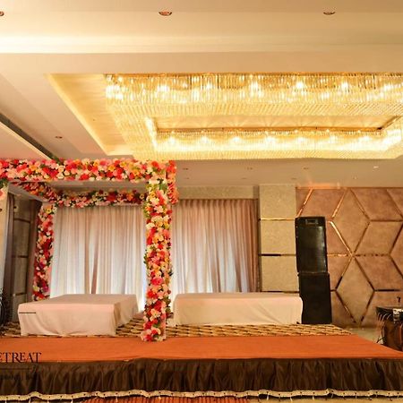 Hotel Urvashi Retreat By Bookingcare Katni 외부 사진